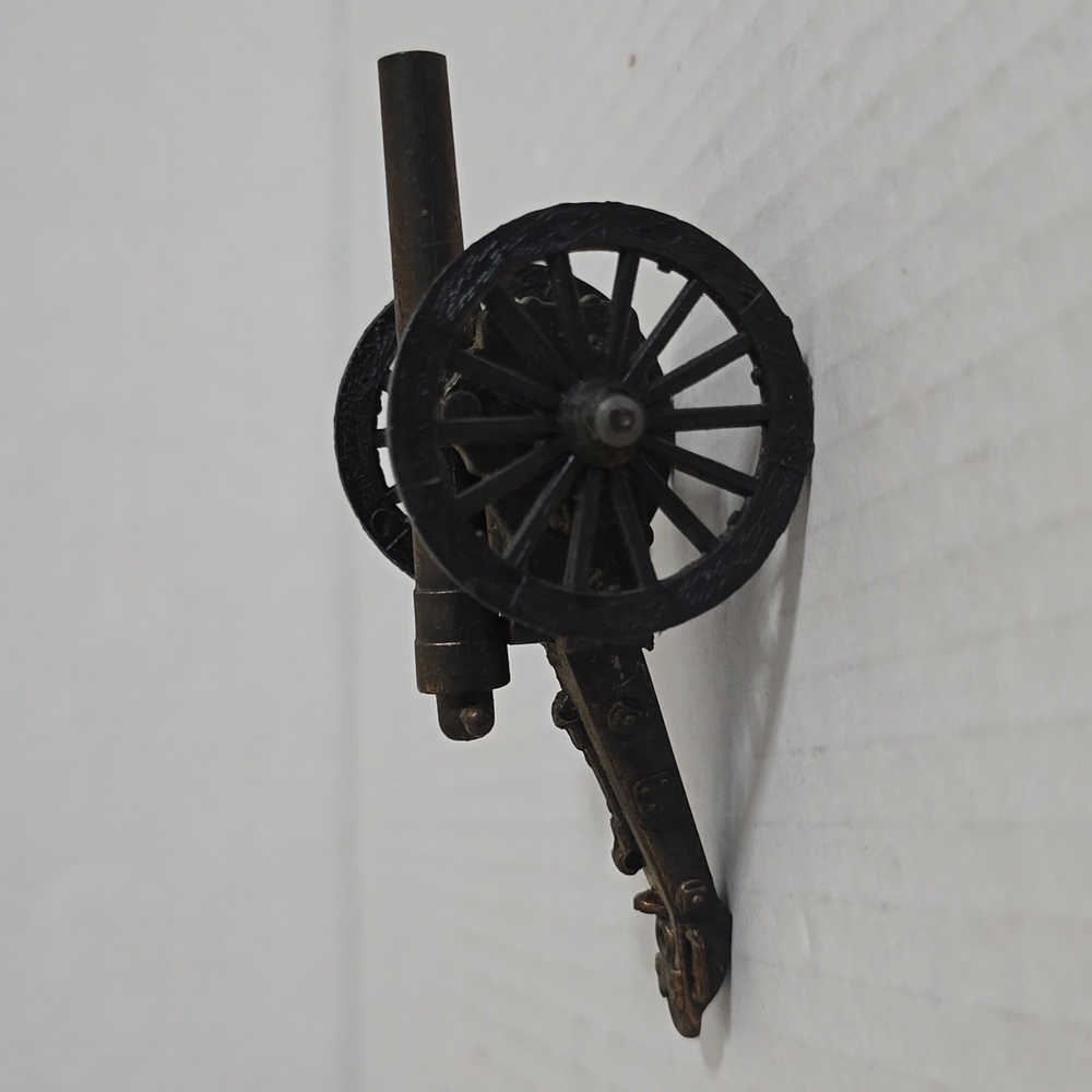 Vintage Miniature Cannon Model Pencil Sharpener